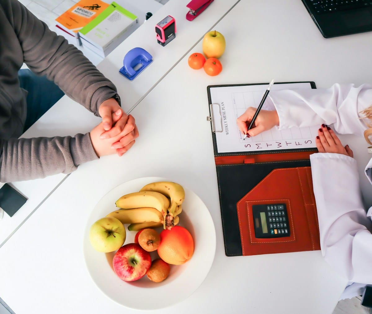 Fotografía ilustrativa de una consulta de nutrición